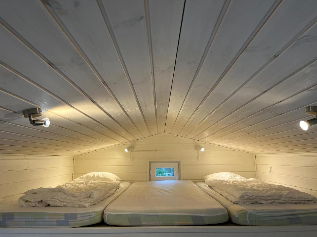 Roedlix Vandrarhem & Camping Tvaaker Exterior photo