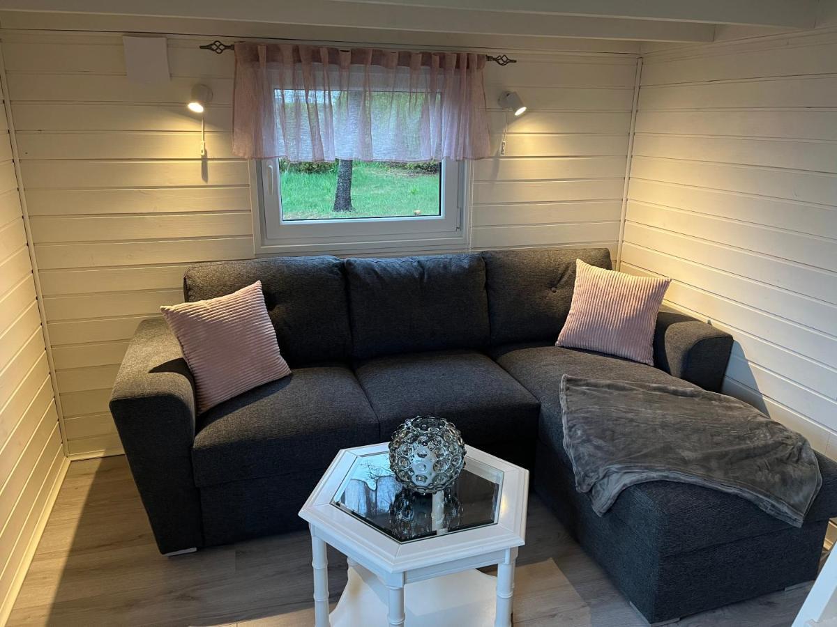 Roedlix Vandrarhem & Camping Tvaaker Exterior photo